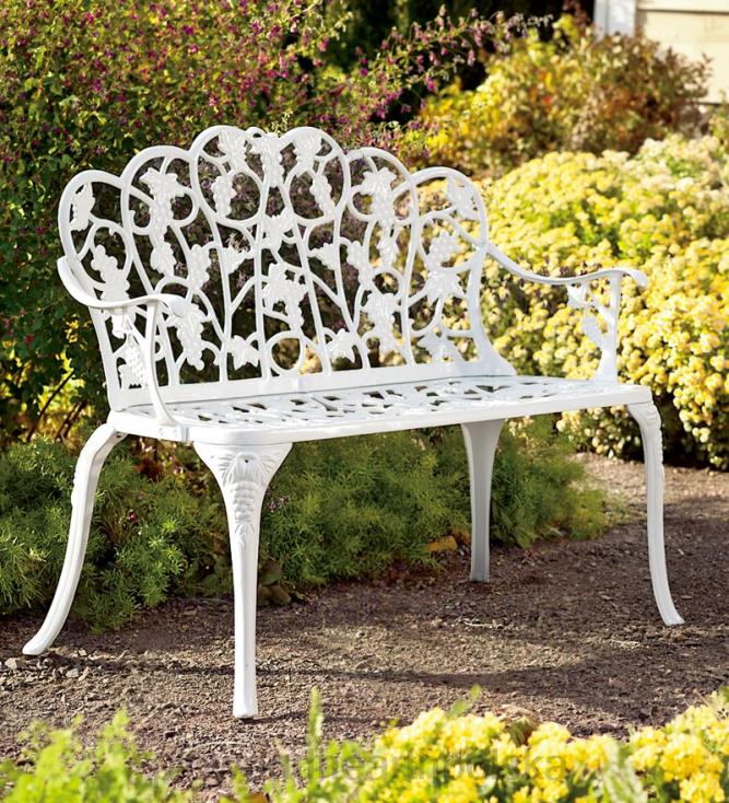 Plow & Hearth ławka ogrodowa winorośl z aluminium malowanego proszkowo - kolor biały 02XR6495 podwórko i ogród