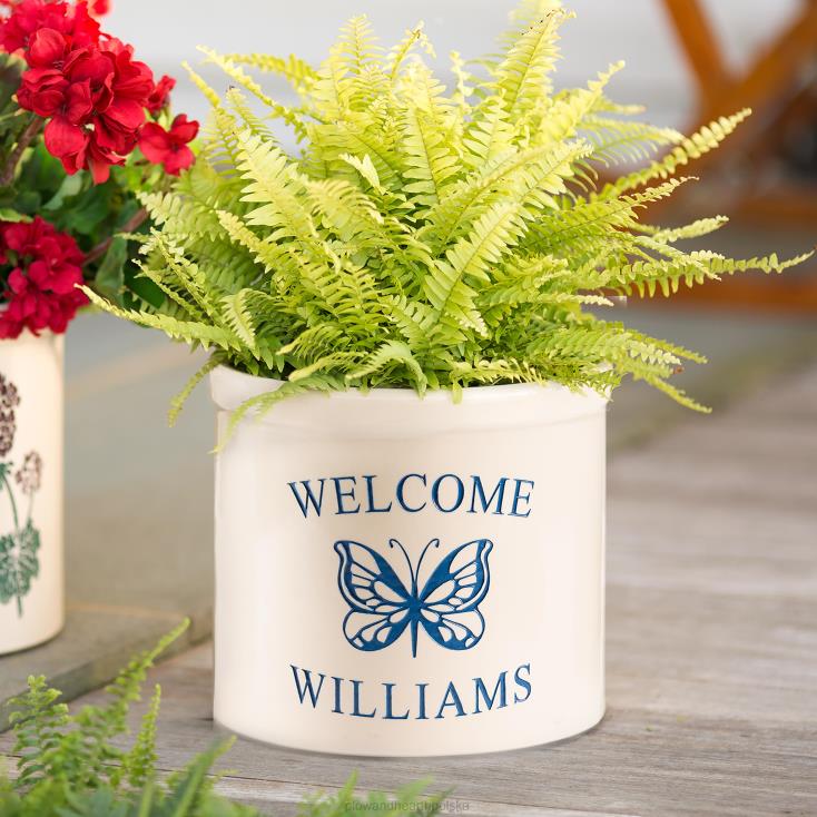 Plow & Hearth spersonalizowany kamionkowy garnek powitalny z motylem - czarny 02XR6975 podwórko i ogród